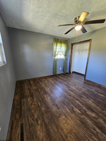 185 Powell Road Fairmont WV 26554