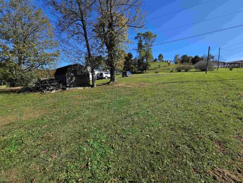 185 Powell Road Fairmont WV 26554