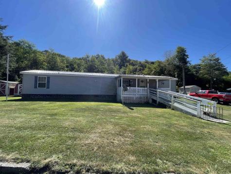 50 Boswell Street Tunnelton WV 26444