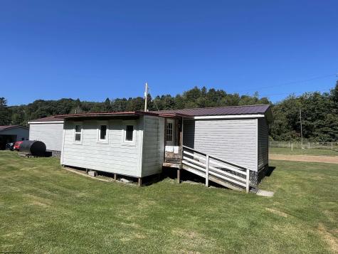 50 Boswell Street Tunnelton WV 26444