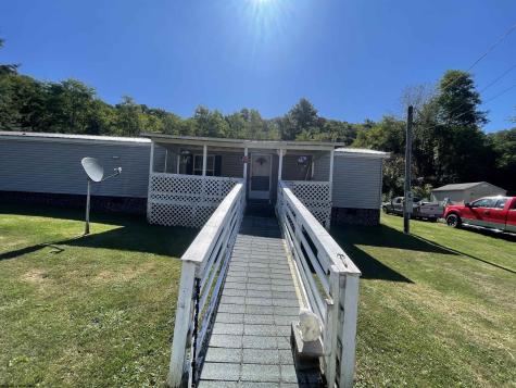 50 Boswell Street Tunnelton WV 26444