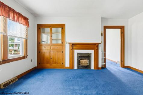218 Gordon Street Bridgeport WV 26330-0000