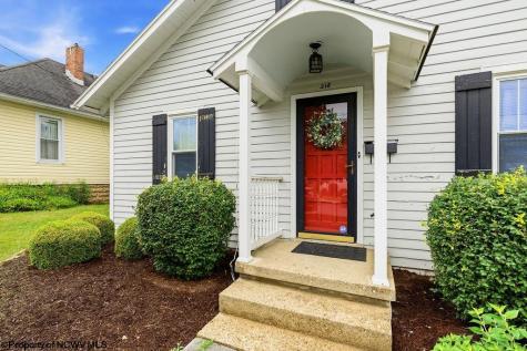 218 Gordon Street Bridgeport WV 26330-0000