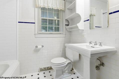 218 Gordon Street Bridgeport WV 26330-0000