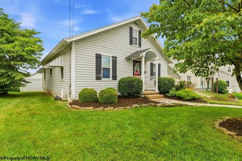 218 Gordon Street Bridgeport WV 26330-0000