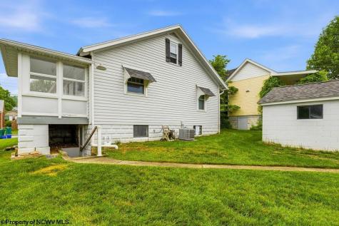 218 Gordon Street Bridgeport WV 26330-0000