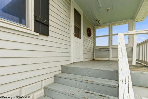218 Gordon Street Bridgeport WV 26330-0000