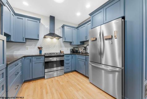 895 Fairfax Drive Morgantown WV 26505