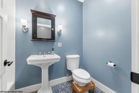895 Fairfax Drive Morgantown WV 26505