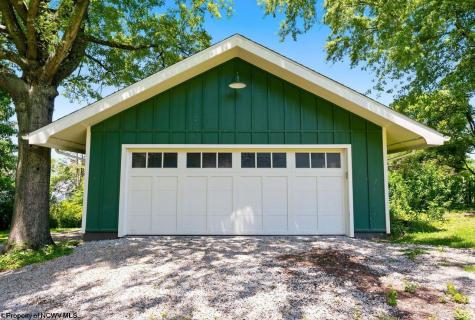 895 Fairfax Drive Morgantown WV 26505