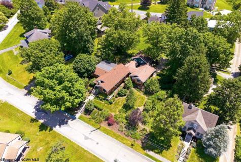 895 Fairfax Drive Morgantown WV 26505