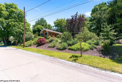 895 Fairfax Drive Morgantown WV 26505
