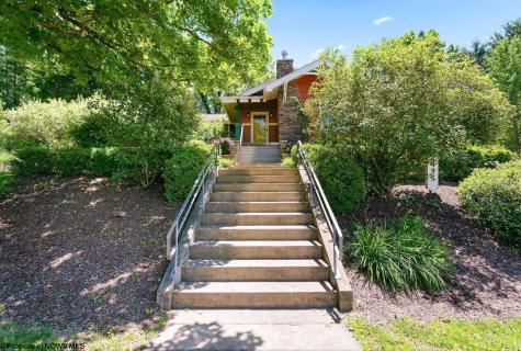 895 Fairfax Drive Morgantown WV 26505