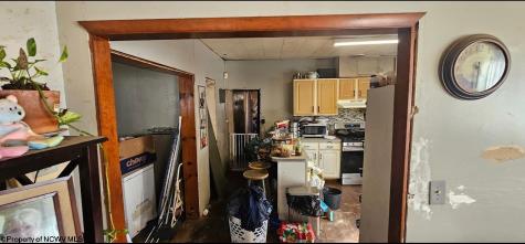 107 Kelly Street Clendenin WV 25045