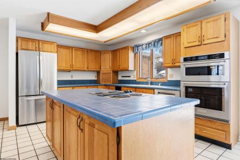 959 Southpoint Circle Morgantown WV 26505