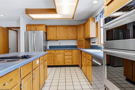 959 Southpoint Circle Morgantown WV 26505