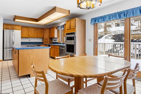 959 Southpoint Circle Morgantown WV 26505
