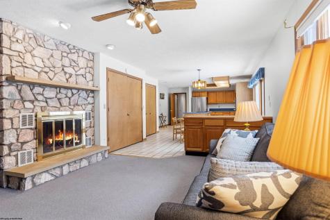 959 Southpoint Circle Morgantown WV 26505