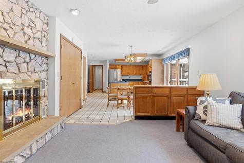 959 Southpoint Circle Morgantown WV 26505