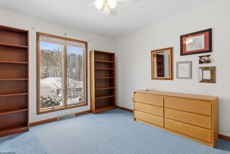 959 Southpoint Circle Morgantown WV 26505
