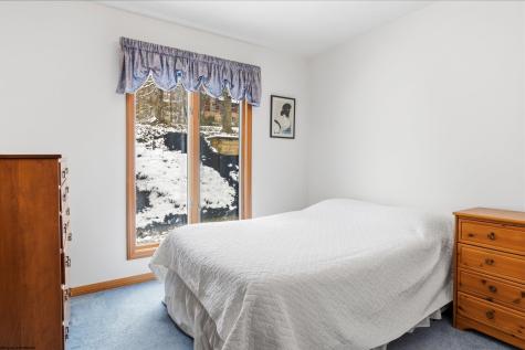 959 Southpoint Circle Morgantown WV 26505