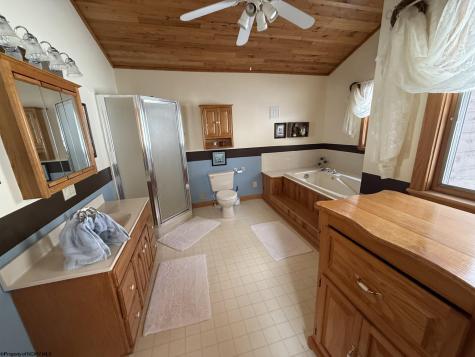 444 Gordon Road Beverly WV 26253