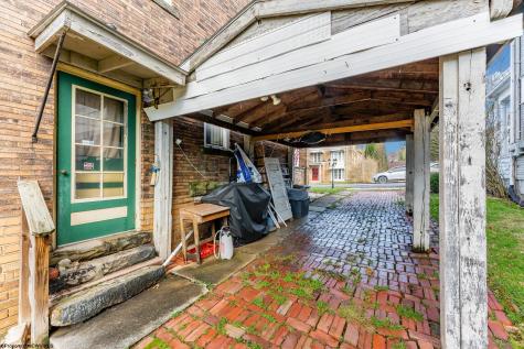 709 Benoni Avenue Fairmont WV 26554