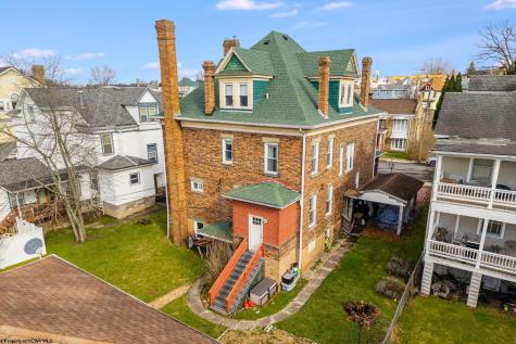 709 Benoni Avenue Fairmont WV 26554
