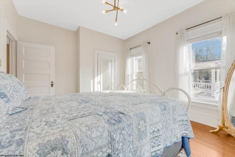 709 Benoni Avenue Fairmont WV 26554