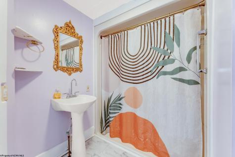 709 Benoni Avenue Fairmont WV 26554