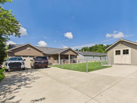 318 Glen Avenue Clarksburg WV 26301