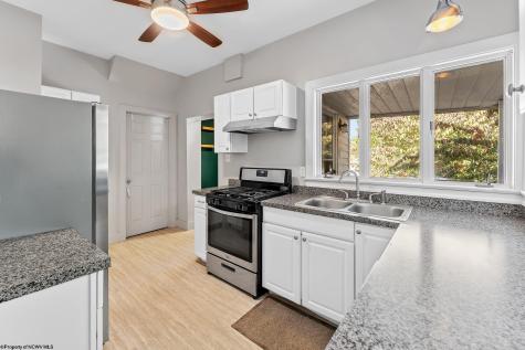 144 Waitman Street Morgantown WV 26501