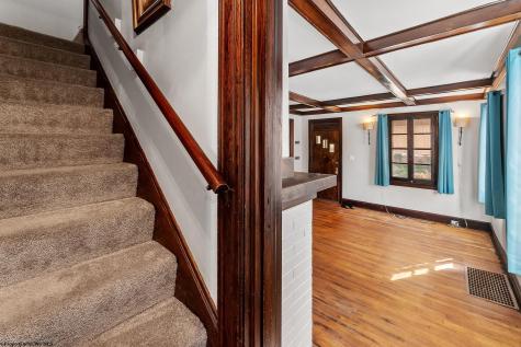 144 Waitman Street Morgantown WV 26501