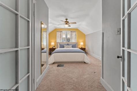 144 Waitman Street Morgantown WV 26501