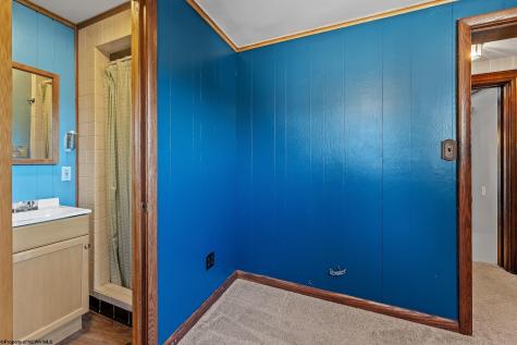 144 Waitman Street Morgantown WV 26501