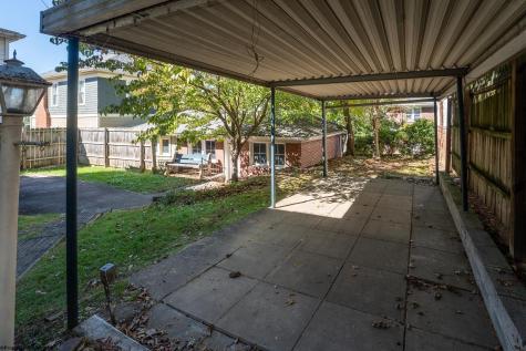 144 Waitman Street Morgantown WV 26501