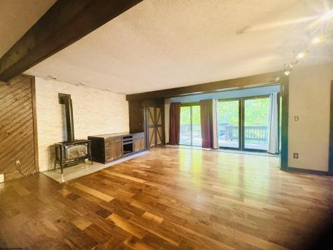 102 Morgan Hill Road Morgantown WV 26508