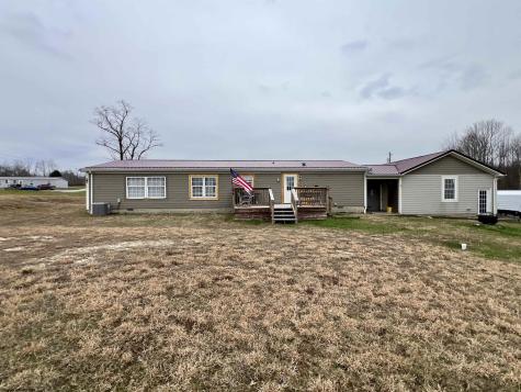 132 Douglas Way Belington WV 26250