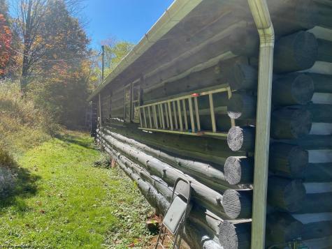 6898 Parsons Road Montrose WV 26283