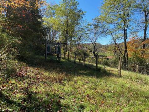 6898 Parsons Road Montrose WV 26283