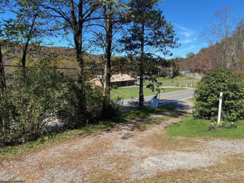 6898 Parsons Road Montrose WV 26283