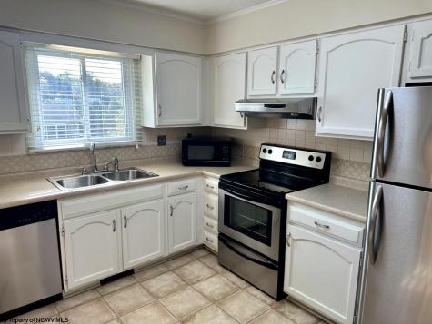 1358 Headlee Avenue Morgantown WV 26505