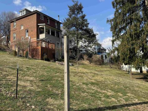 523 S 7th Street Clarksburg WV 26301