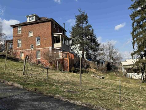 523 S 7th Street Clarksburg WV 26301