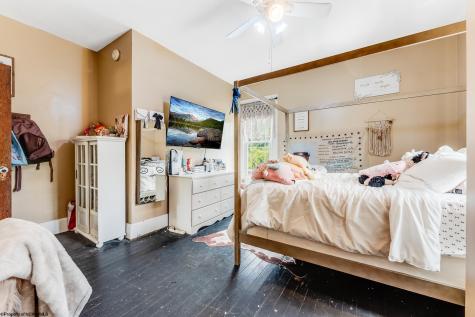 3 Pine Street Barrackville WV 26559