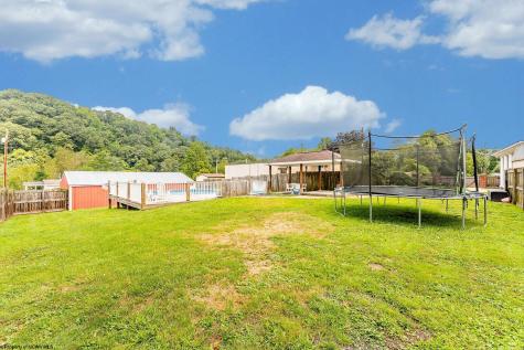 3 Pine Street Barrackville WV 26559