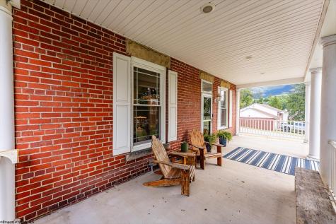 3 Pine Street Barrackville WV 26559