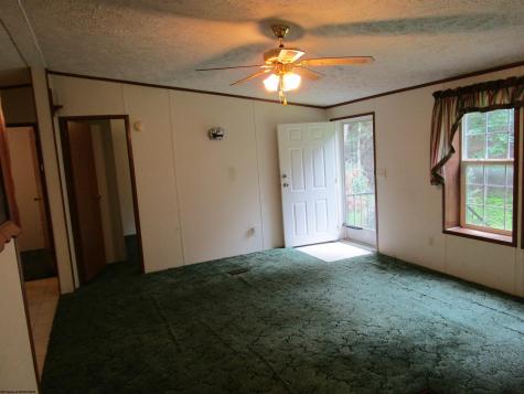 86 Little Oak Drive Beverly WV 26253