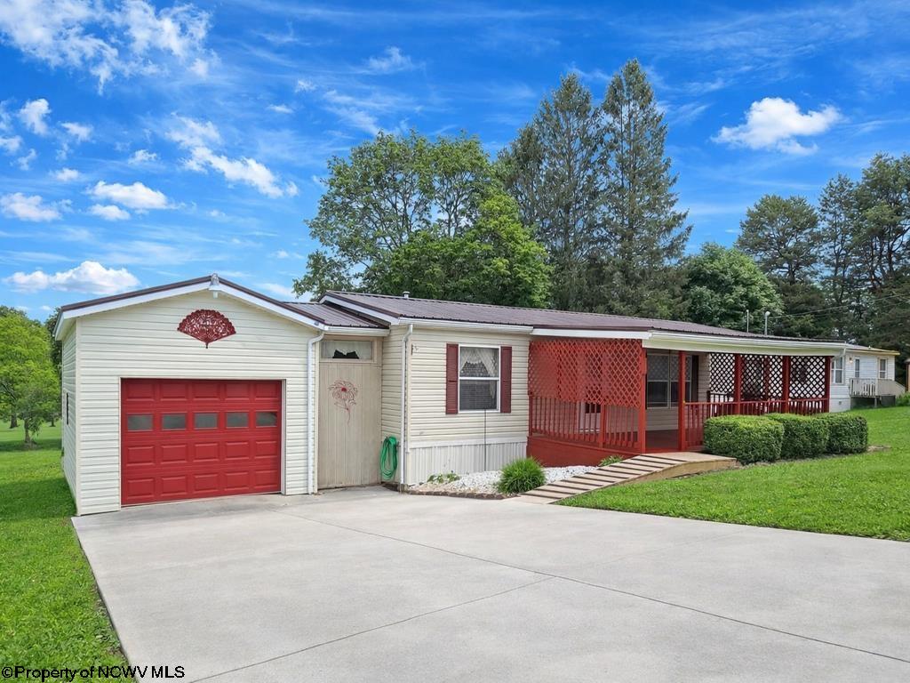 211 Jaycee Avenue Terra Alta WV 26764