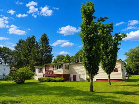 211 Jaycee Avenue Terra Alta WV 26764
